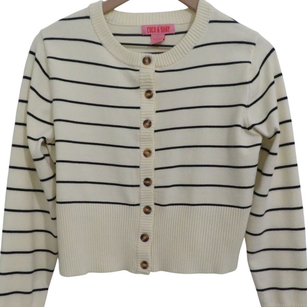 Coco & Shay Women s Sz XL Cream Navy Striped Button Front Cropped Sweater